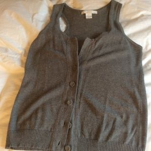 Grey cotton vest with buttons
